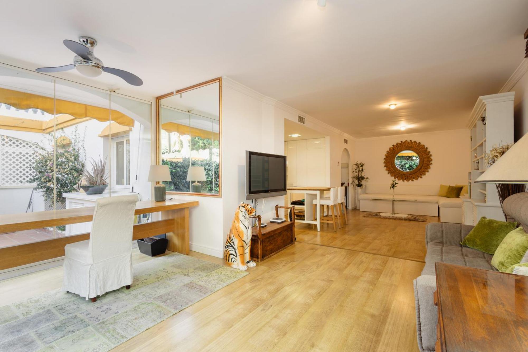 Ground Floor Holiday Apartment With Terrace And Pool In Puerto Banus, Marbella Exteriér fotografie