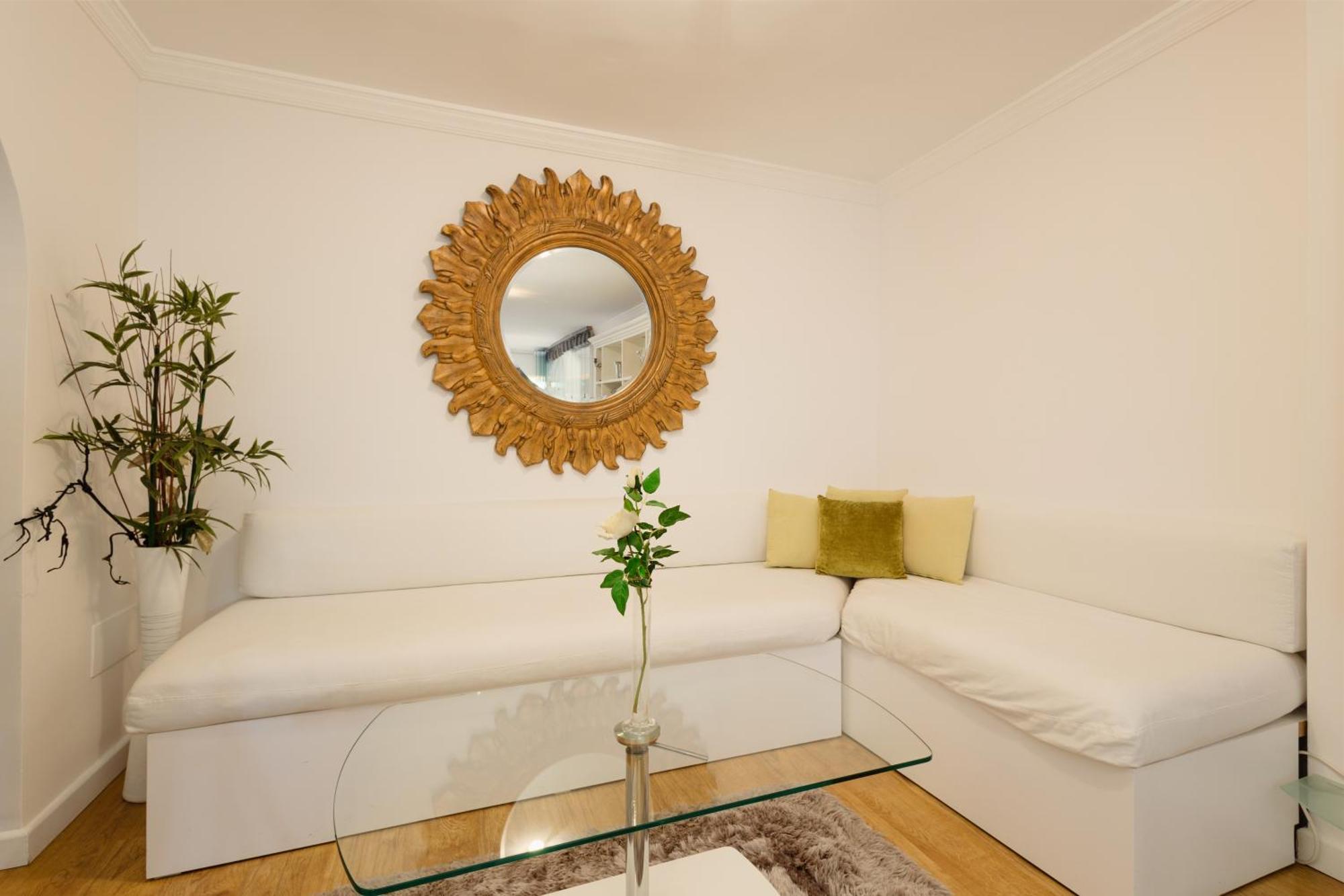 Ground Floor Holiday Apartment With Terrace And Pool In Puerto Banus, Marbella Exteriér fotografie